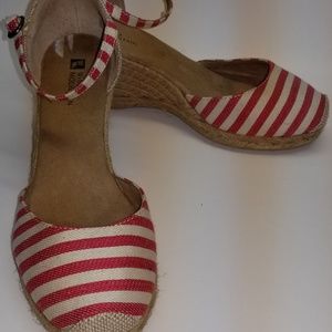 Espadrille wedges